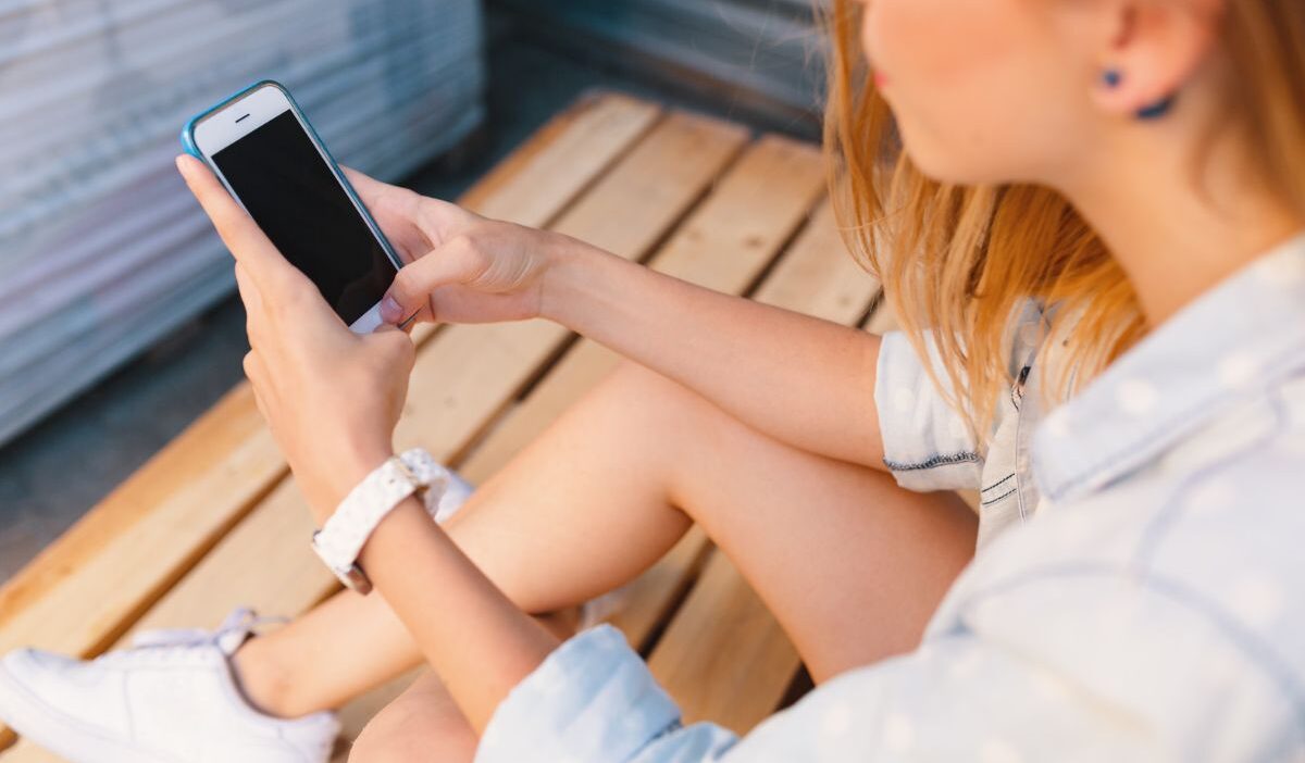 free iphone 5s giveaway