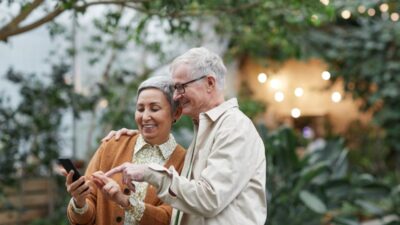 free iPhone for seniors