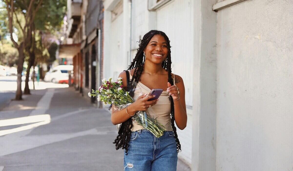 how-can-i-get-free-cell-phone-service-for-free