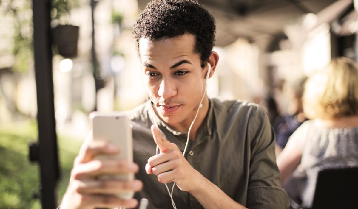 best free gov phone service