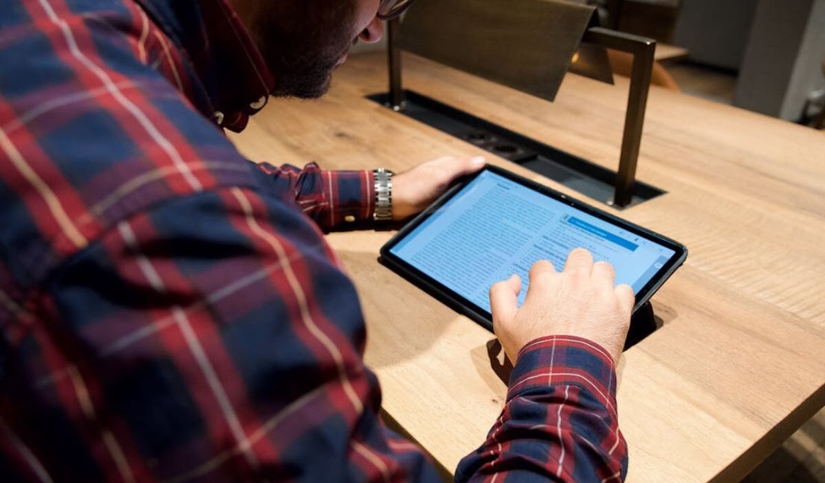 best free government phone and tablet