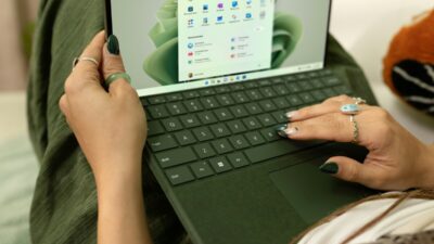 free government phone and tablet near me