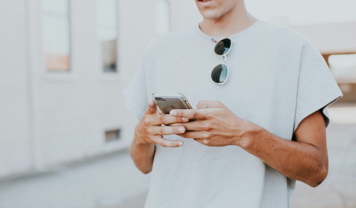 free government phone california iphone 13 pro max