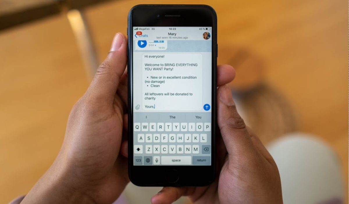 What is the best free government phone program