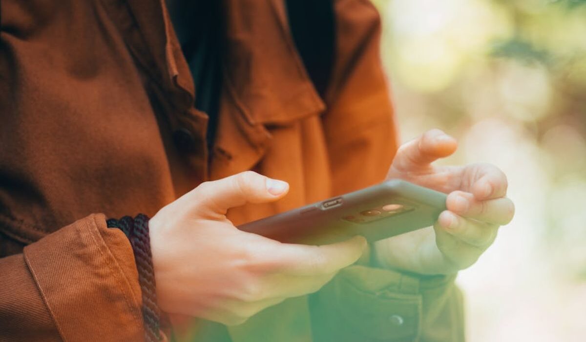 where are the free phones