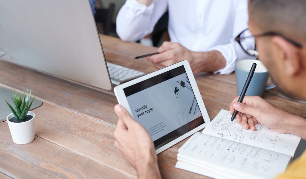 free government iPhone and tablet