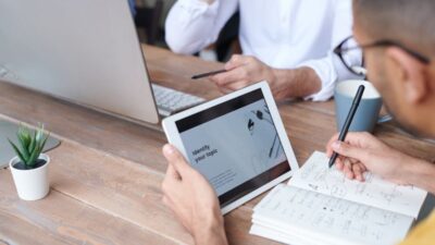 free government iPhone and tablet