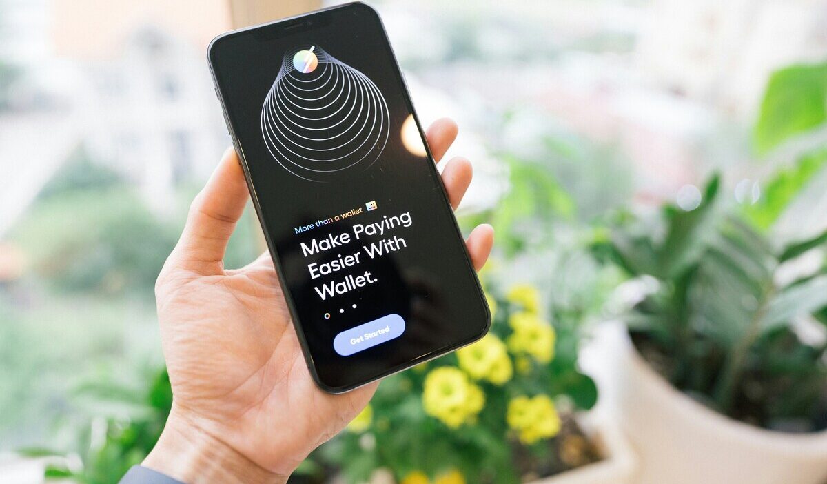 free-iphone-or-samsung-government-phone