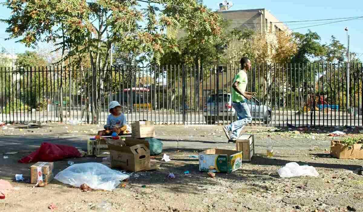 what is considered a low income household