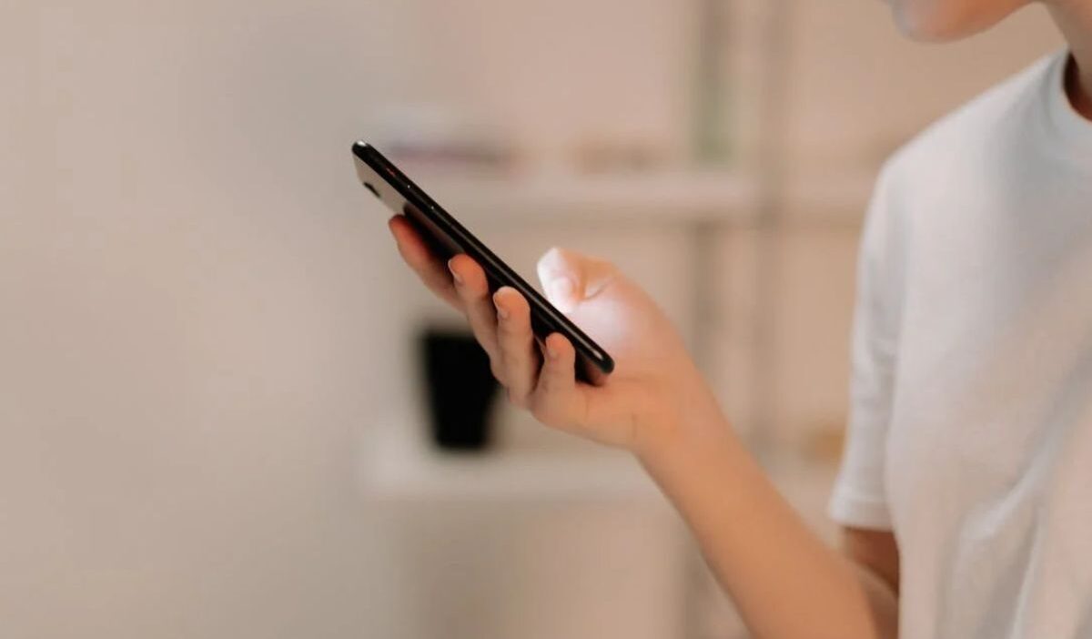 get a free government iphone for low income families