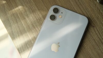 does iphone 12 have esim