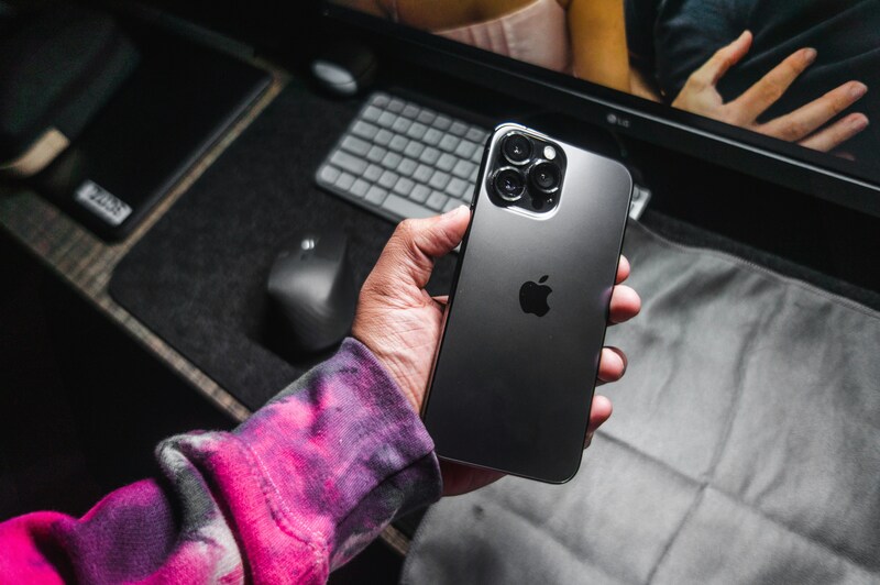 is iphone 14 esim only