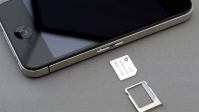 can a phone work without a sim card