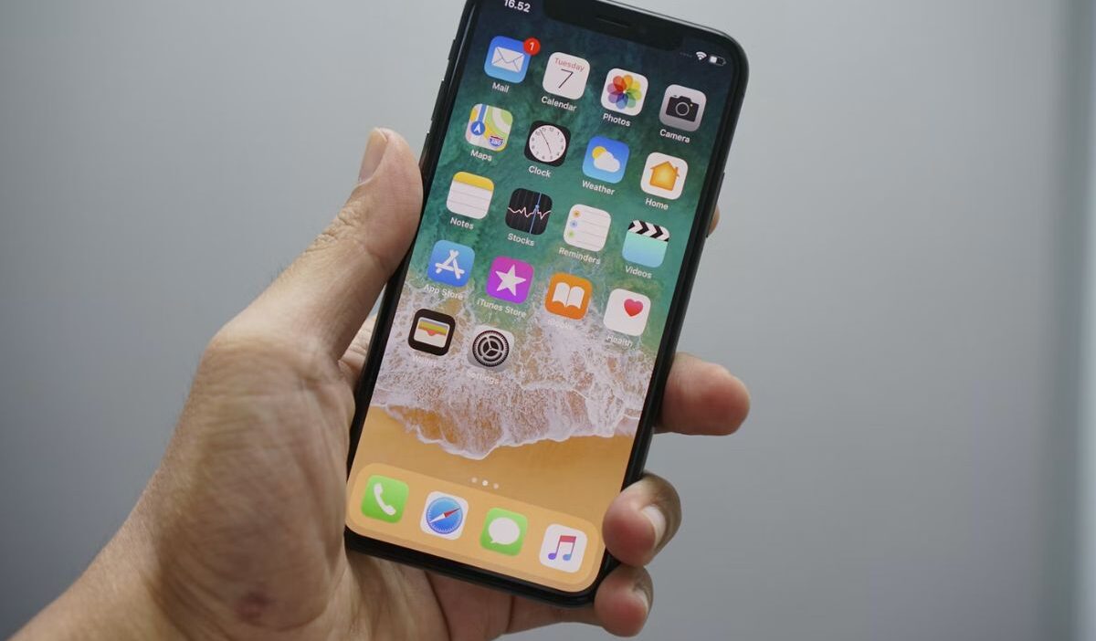 does iphone x support esim