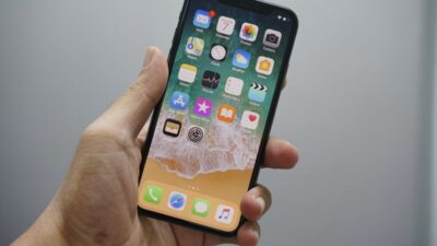 does iphone x support esim