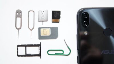 how does a dual sim phone work