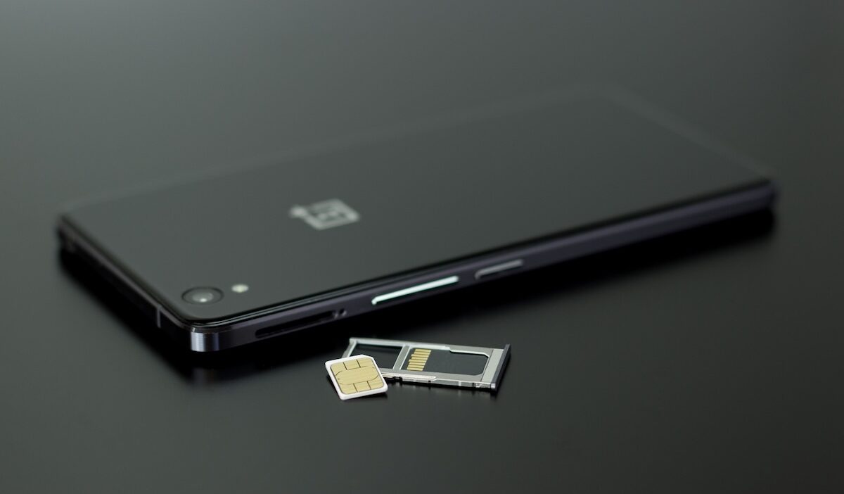 how long do sim cards last