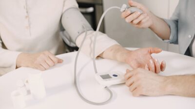assisted living facilities that accept medicaid waiver near me