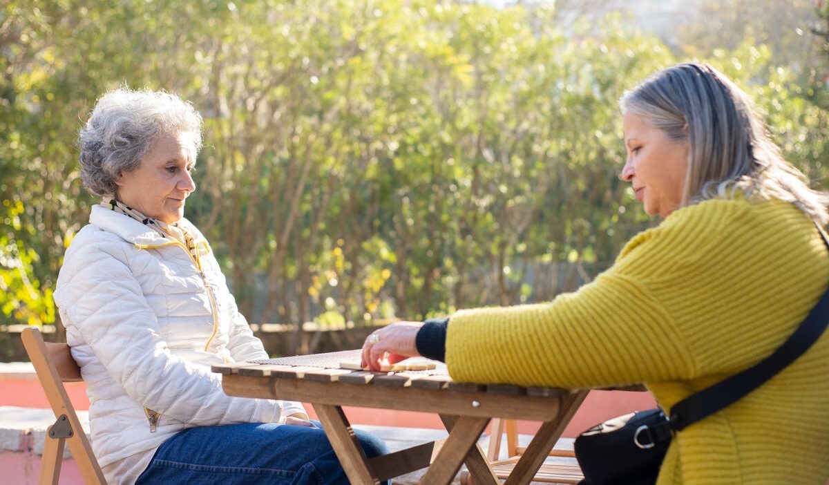 does-medicare-pay-anything-for-a-memory-care-facility